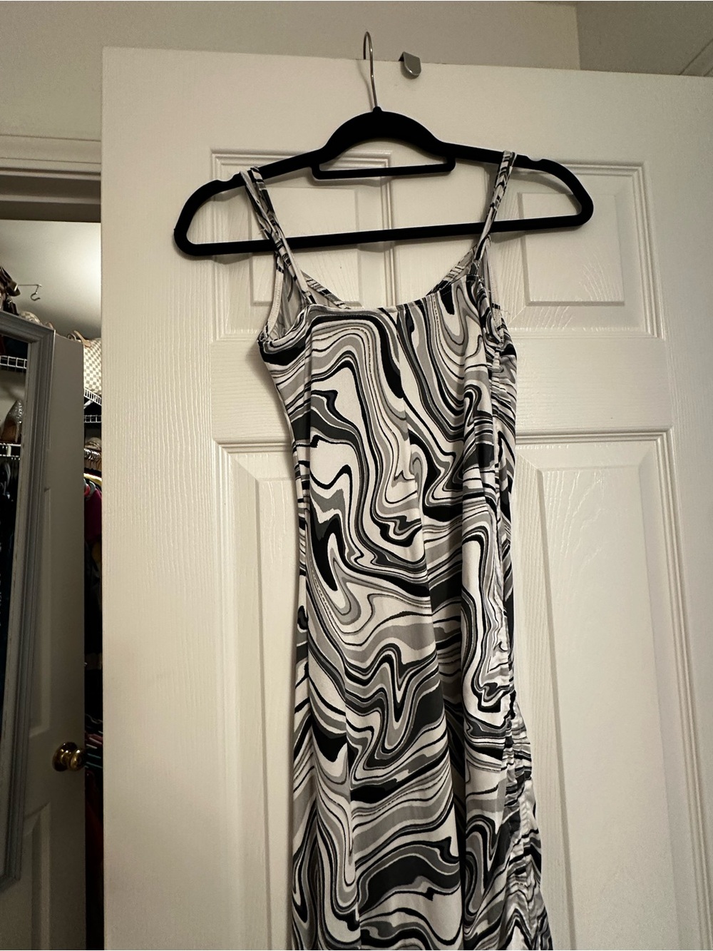 iris Black & White Swirl Midi Slip Dress - Picture 5 of 6